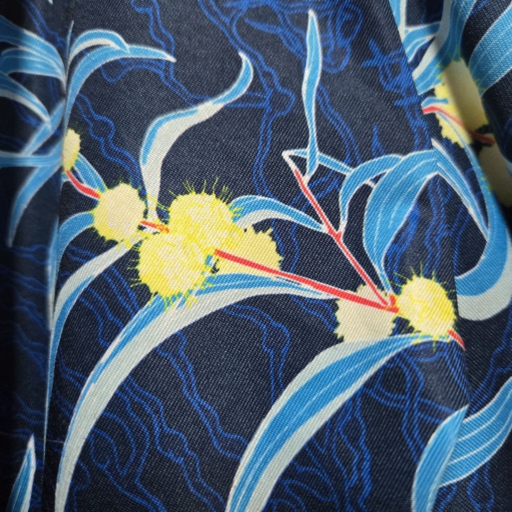 David Shepard Hawai’i Aloha Robe - Picture 3 of 8
